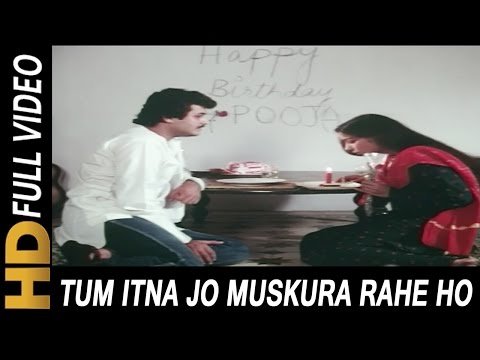 Tum Itna Jo Muskura Rahe Lyrics - Arth (1982)
