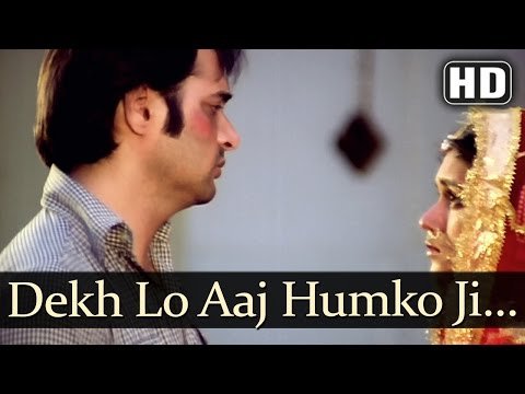 Dekh Lo Aaj Humko Lyrics - Bazaar (1982)